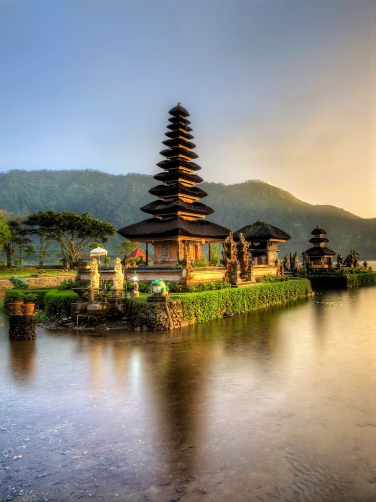 Cultural Immersion at Uluwatu