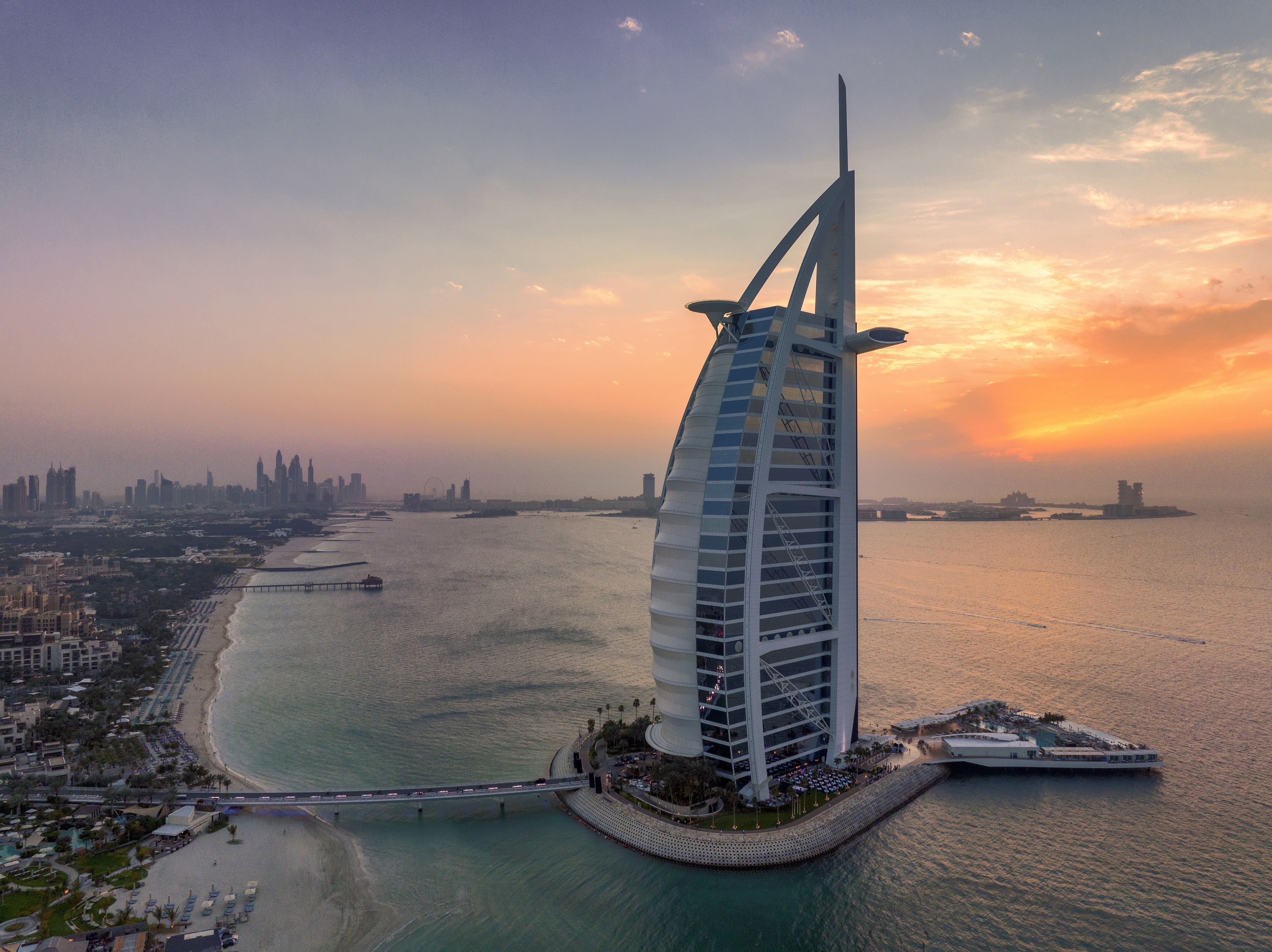 Dubai City Tour & Abu Dhabi Adventure