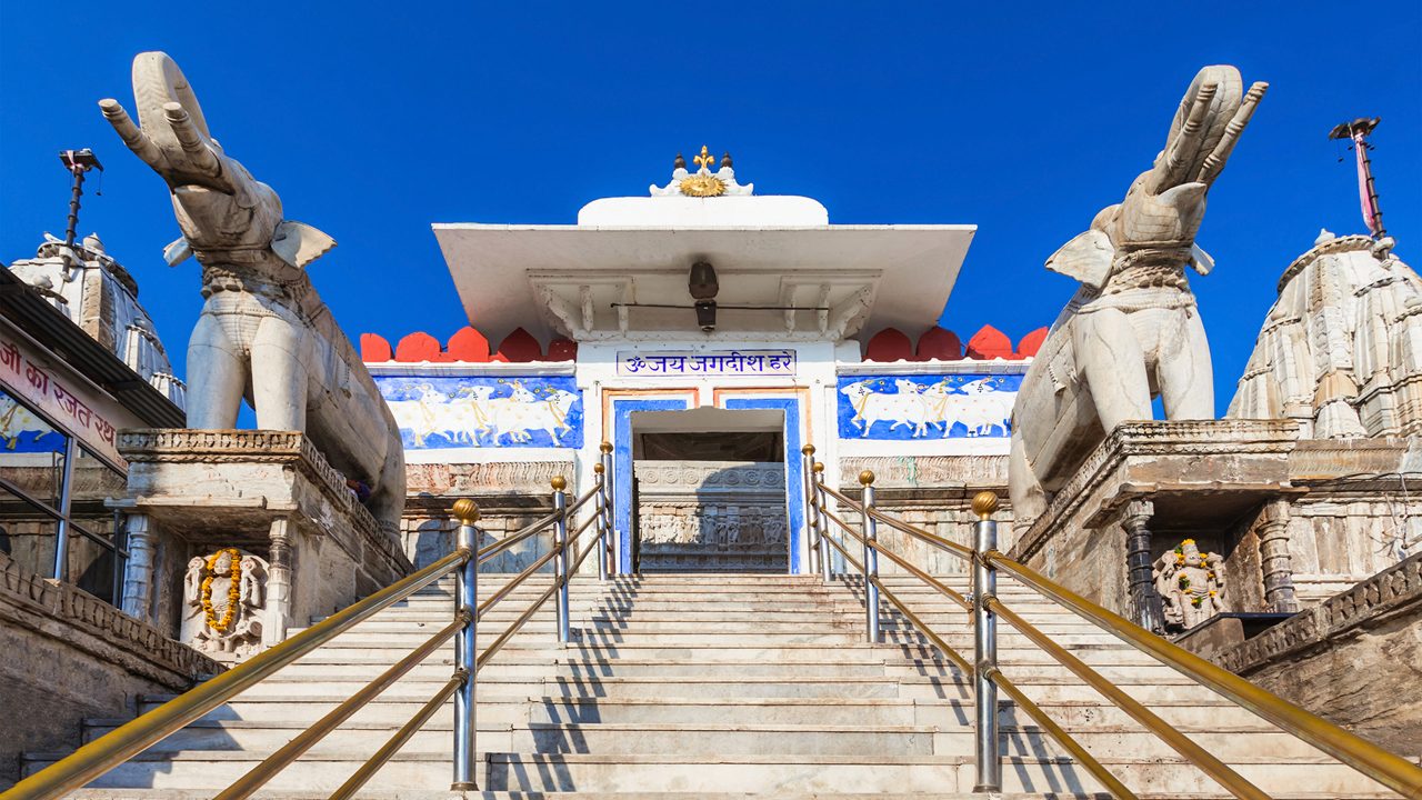 Udaipur: A Day of Lakes and Culture