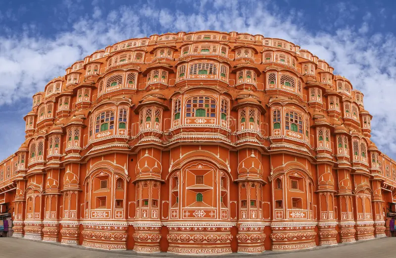 Arrival in Jaipur: A Royal Welcome